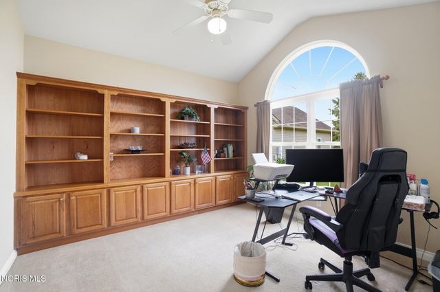 7101 Offshore Drive, Maumee, OH 43537