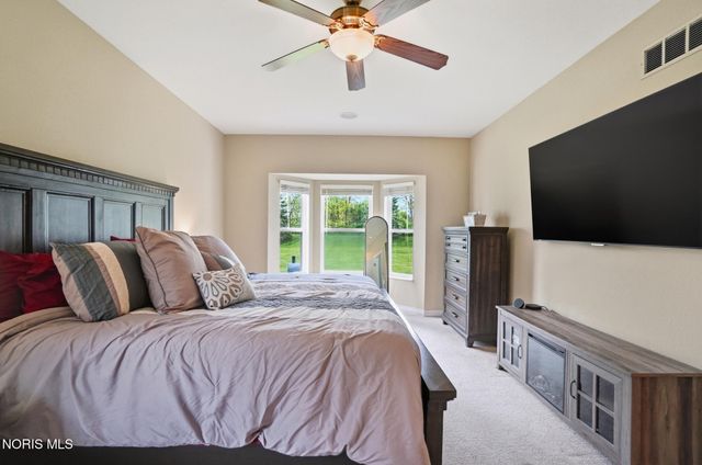 7101 Offshore Drive, Maumee, OH 43537