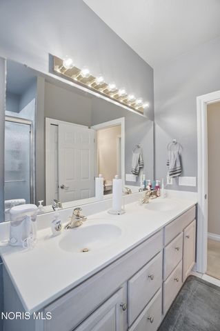 7101 Offshore Drive, Maumee, OH 43537