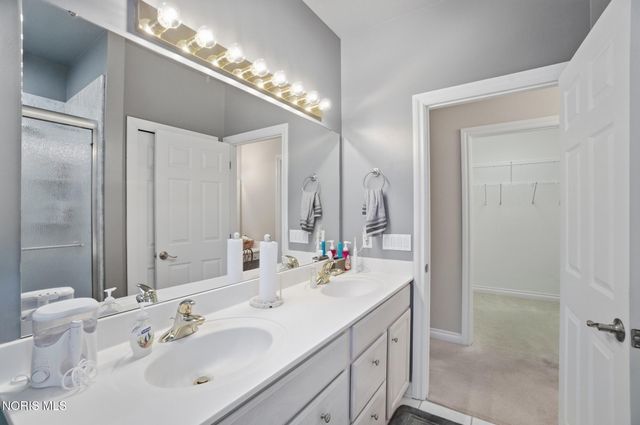 7101 Offshore Drive, Maumee, OH 43537