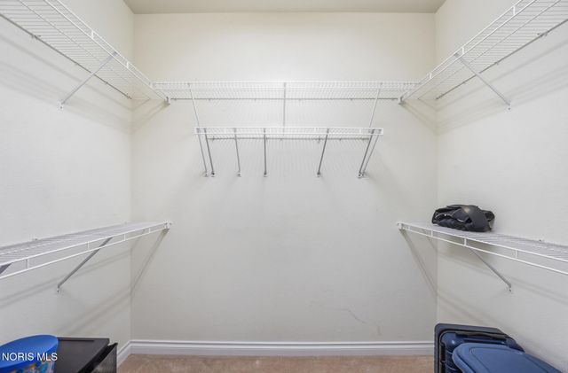 7101 Offshore Drive, Maumee, OH 43537