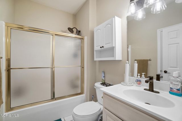 7101 Offshore Drive, Maumee, OH 43537