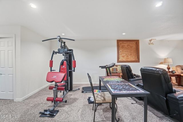 7101 Offshore Drive, Maumee, OH 43537