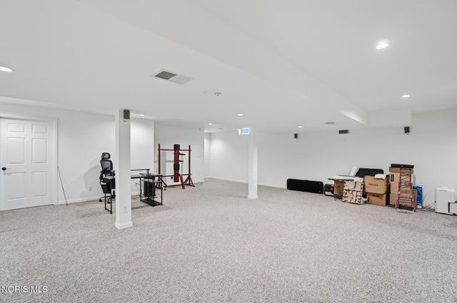 7101 Offshore Drive, Maumee, OH 43537