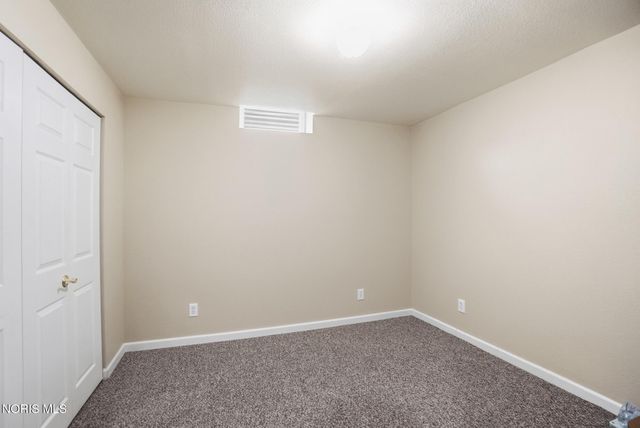 7101 Offshore Drive, Maumee, OH 43537