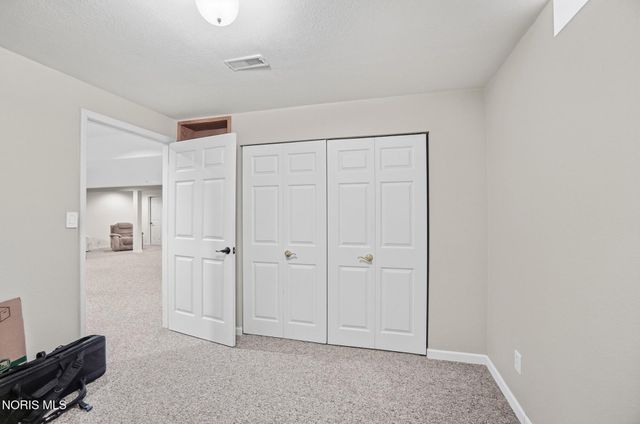 7101 Offshore Drive, Maumee, OH 43537