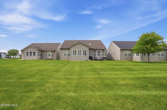 7101 Offshore Drive, Maumee, OH 43537