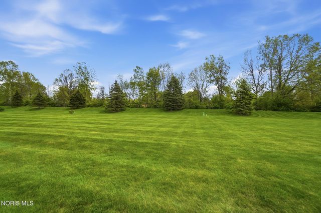7101 Offshore Drive, Maumee, OH 43537