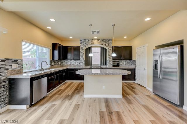 6396 Cascade Cliffs Court, Las Vegas, NV 89139
