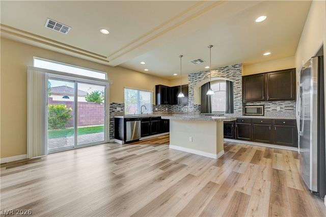 6396 Cascade Cliffs Court, Las Vegas, NV 89139