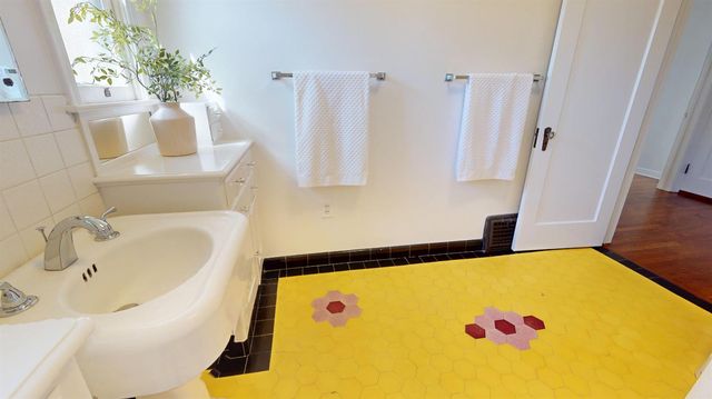 730 E Home Avenue, Fresno, CA 93728