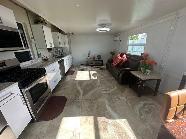 1077 Fernlea Drive, West Palm Beach, FL 33417