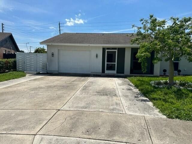 1077 Fernlea Drive, West Palm Beach, FL 33417