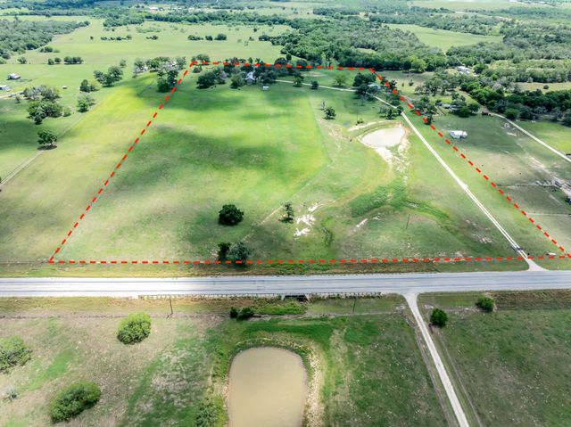 6589 State Highway 304, Harwood, TX 78632