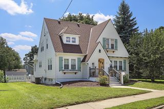 417 W State STREET, Burlington, WI 53105