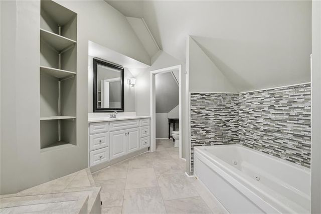 17736 Clifford Farms Road, Edmond, OK 73012