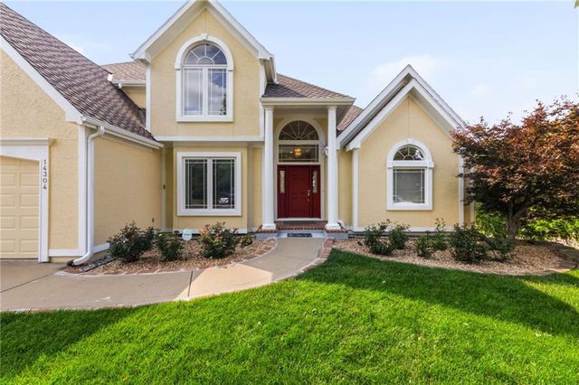 14304 ENGLAND Street, Overland Park, KS 66221