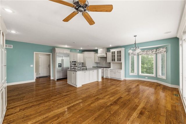 14304 ENGLAND Street, Overland Park, KS 66221