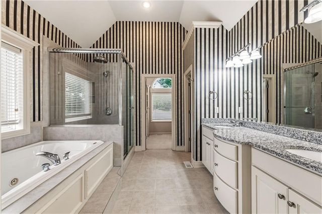 14304 ENGLAND Street, Overland Park, KS 66221
