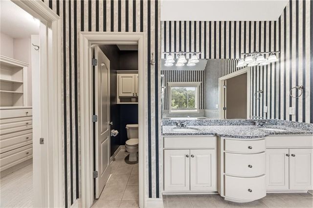 14304 ENGLAND Street, Overland Park, KS 66221