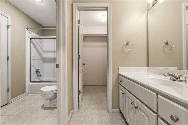 14304 ENGLAND Street, Overland Park, KS 66221