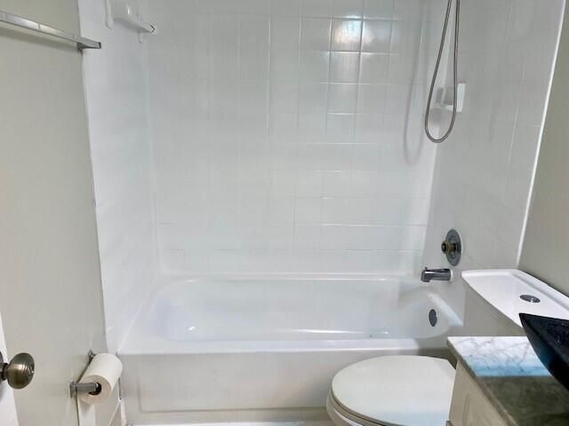 6051 10th Avenue N 136, Greenacres, FL 33463