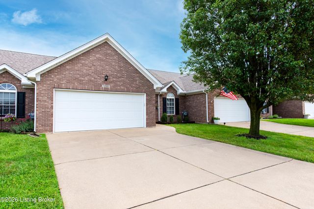 12500 Spring Falls Ct, Louisville, KY 40229