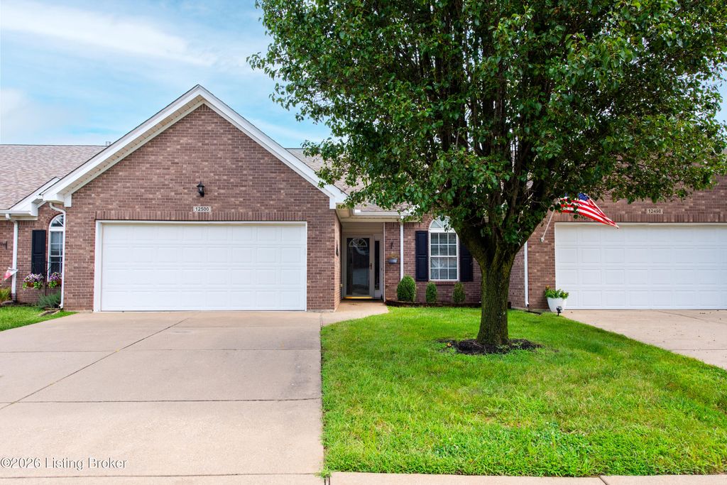 12500 Spring Falls Ct, Louisville, KY 40229
