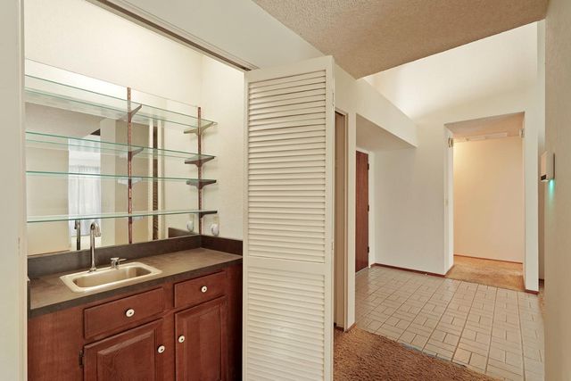 8460 Bonita Downs Dr, Fair Oaks, CA 95628