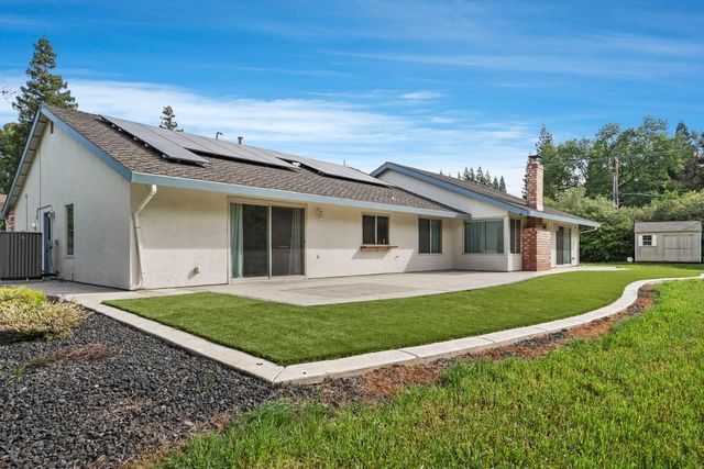 8460 Bonita Downs Dr, Fair Oaks, CA 95628