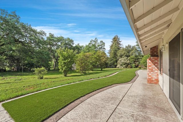 8460 Bonita Downs Dr, Fair Oaks, CA 95628