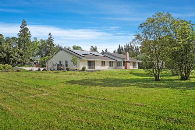 8460 Bonita Downs Dr, Fair Oaks, CA 95628