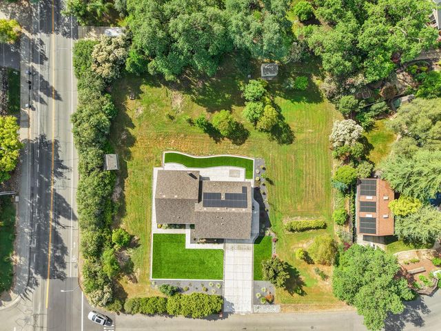 8460 Bonita Downs Dr, Fair Oaks, CA 95628