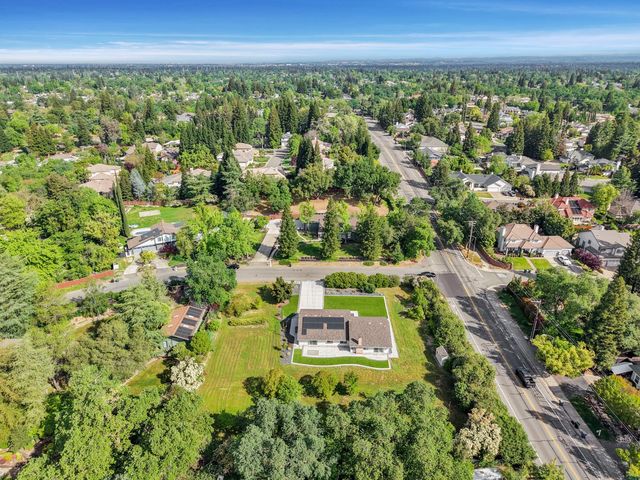 8460 Bonita Downs Dr, Fair Oaks, CA 95628