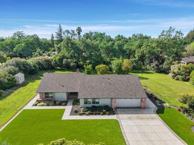 8460 Bonita Downs Dr, Fair Oaks, CA 95628