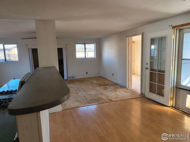 418 Willow Dr, Lochbuie, CO 80603