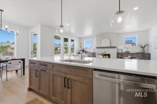 544 W Millstone St, Middleton, ID 83644