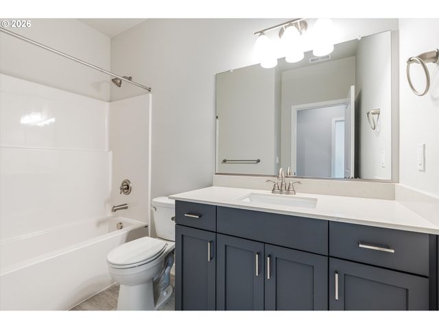 1564 Nw Tracy St, Mc Minnville, OR 97128