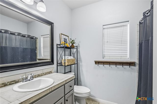 711 Mason Circle, Victoria, TX 77904