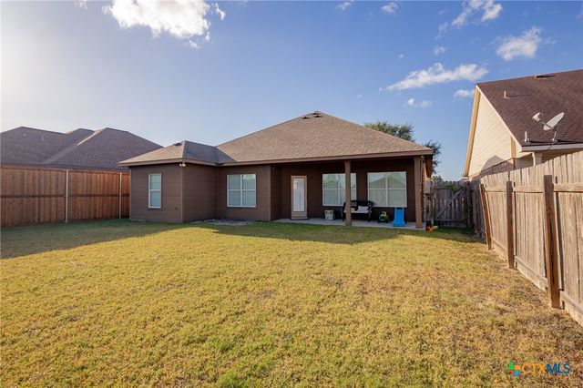 711 Mason Circle, Victoria, TX 77904