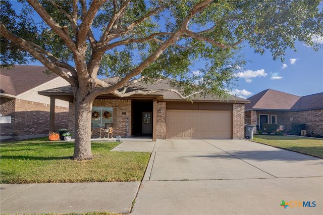 711 Mason Circle, Victoria, TX 77904