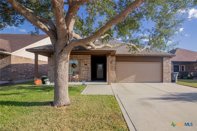 711 Mason Circle, Victoria, TX 77904
