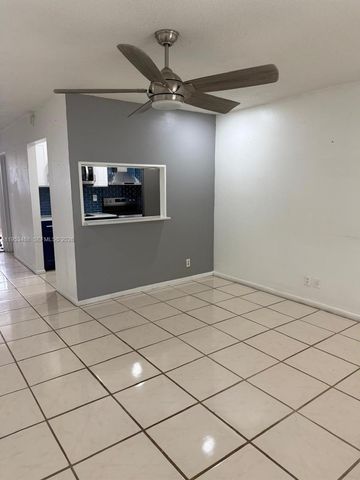 2905 Pierce St 14, Hollywood, FL 33020