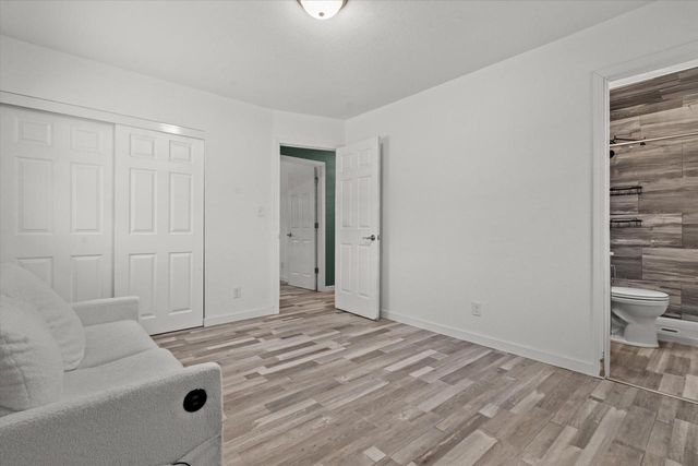 5325 W Allerton AVENUE, Milwaukee, WI 53220