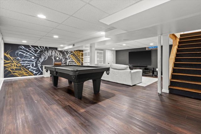 5325 W Allerton AVENUE, Milwaukee, WI 53220