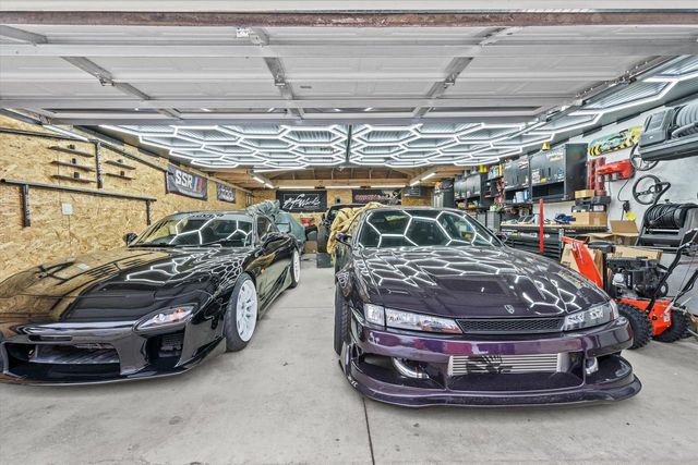 5325 W Allerton AVENUE, Milwaukee, WI 53220