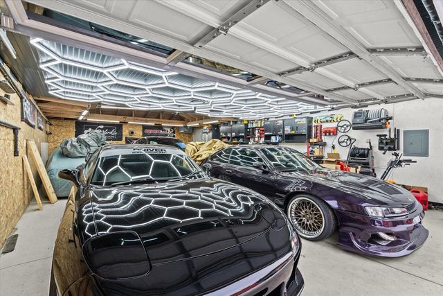 5325 W Allerton AVENUE, Milwaukee, WI 53220