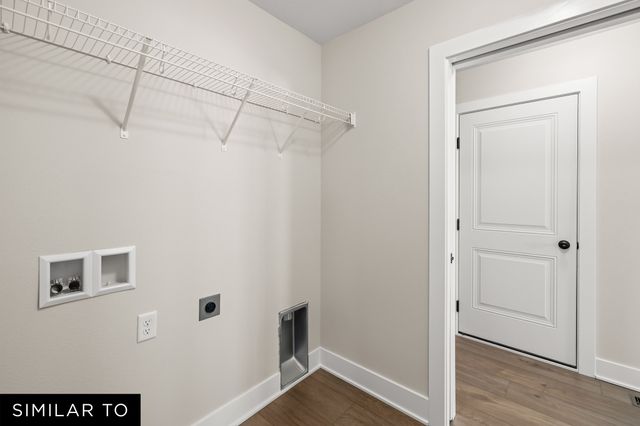 1904 E Clinton Place, Indianola, IA 50125