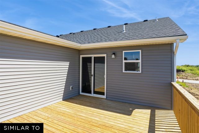1904 E Clinton Place, Indianola, IA 50125