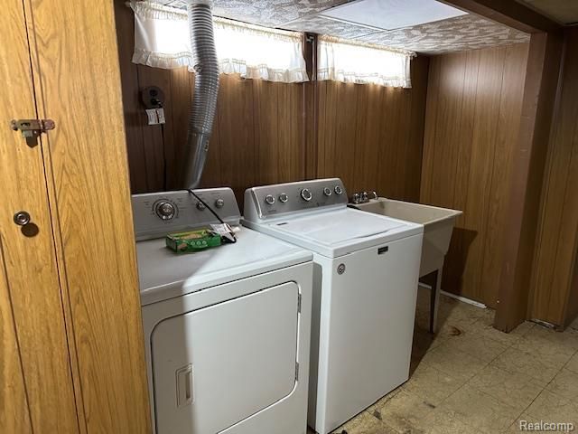 15572 Fordham Street, Detroit, MI 48205